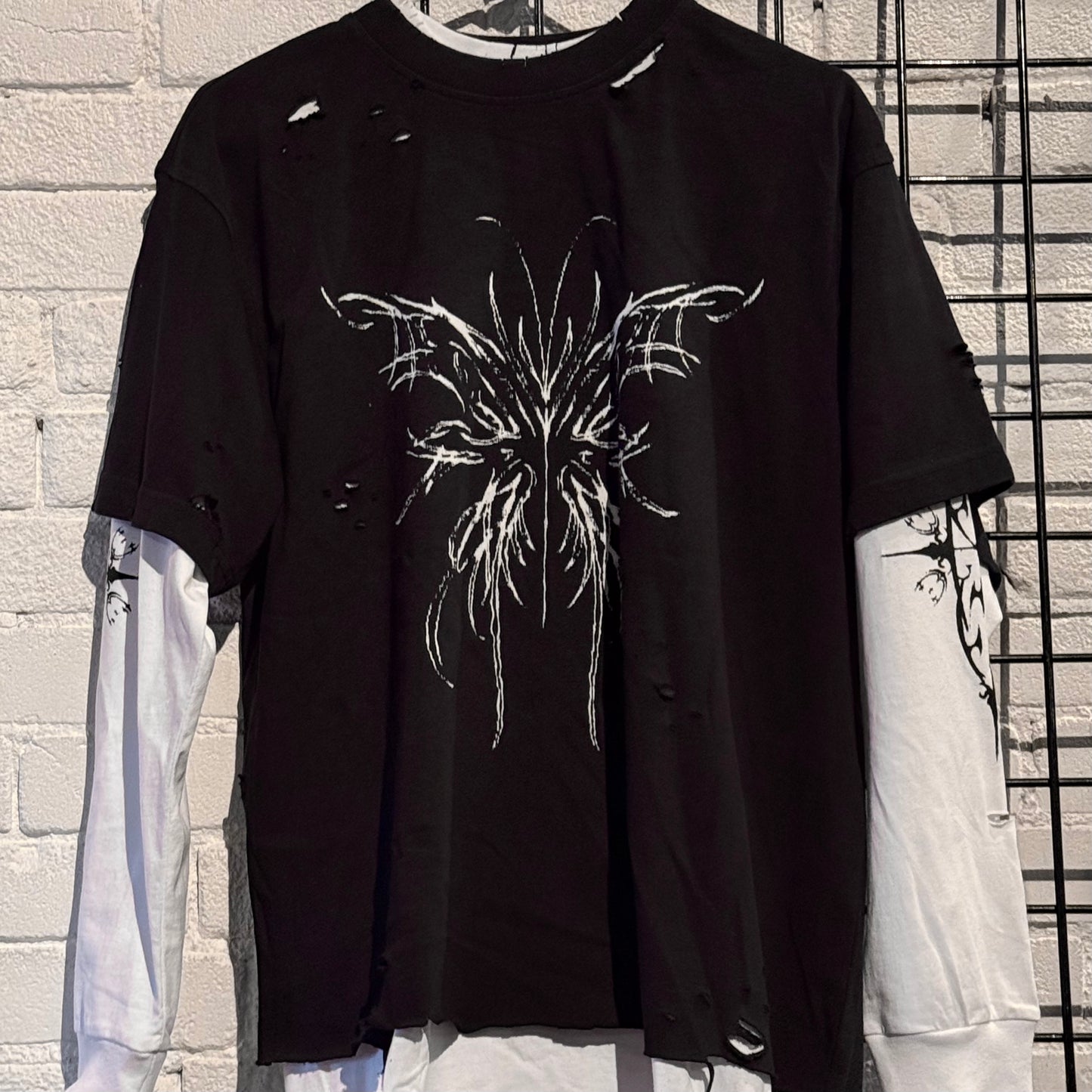 CHANGE GRAPHIC TEE